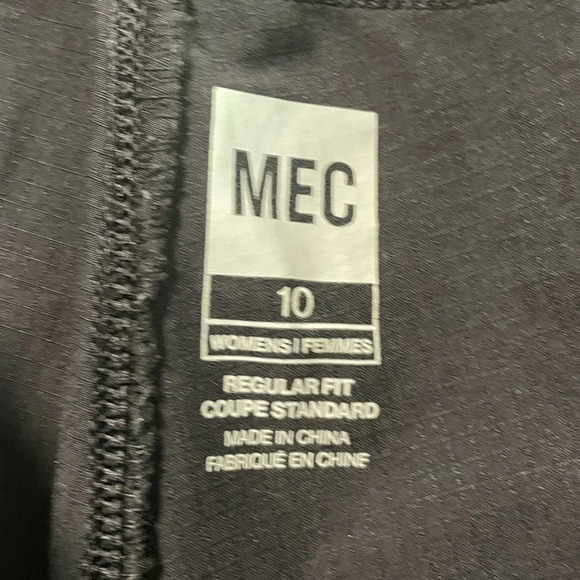 MEC Women’s Black Drawstring Pants - Size 10 - Picture 8 of 8